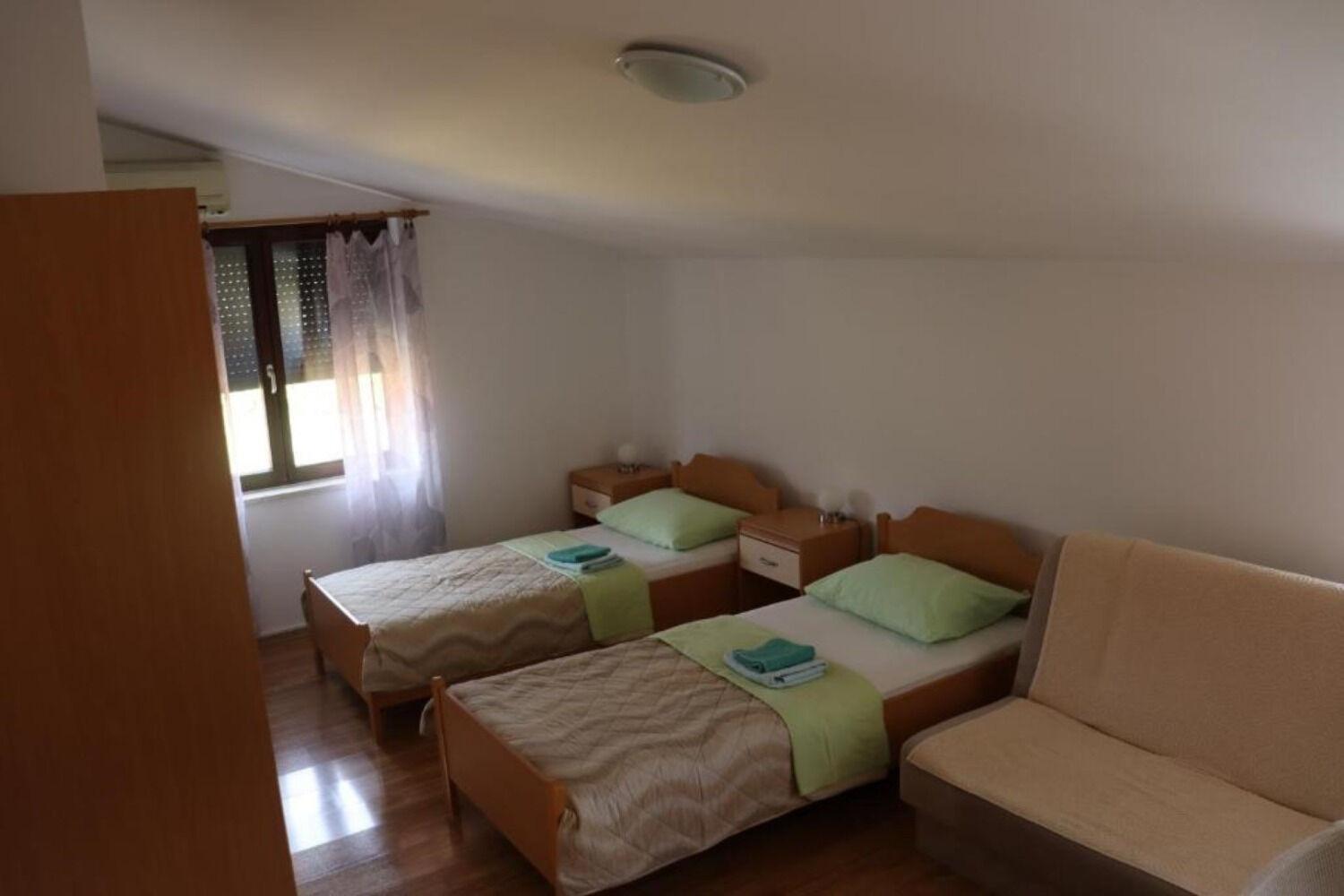 טריליי Rooms Marija - Rooms With Pool מראה חיצוני תמונה